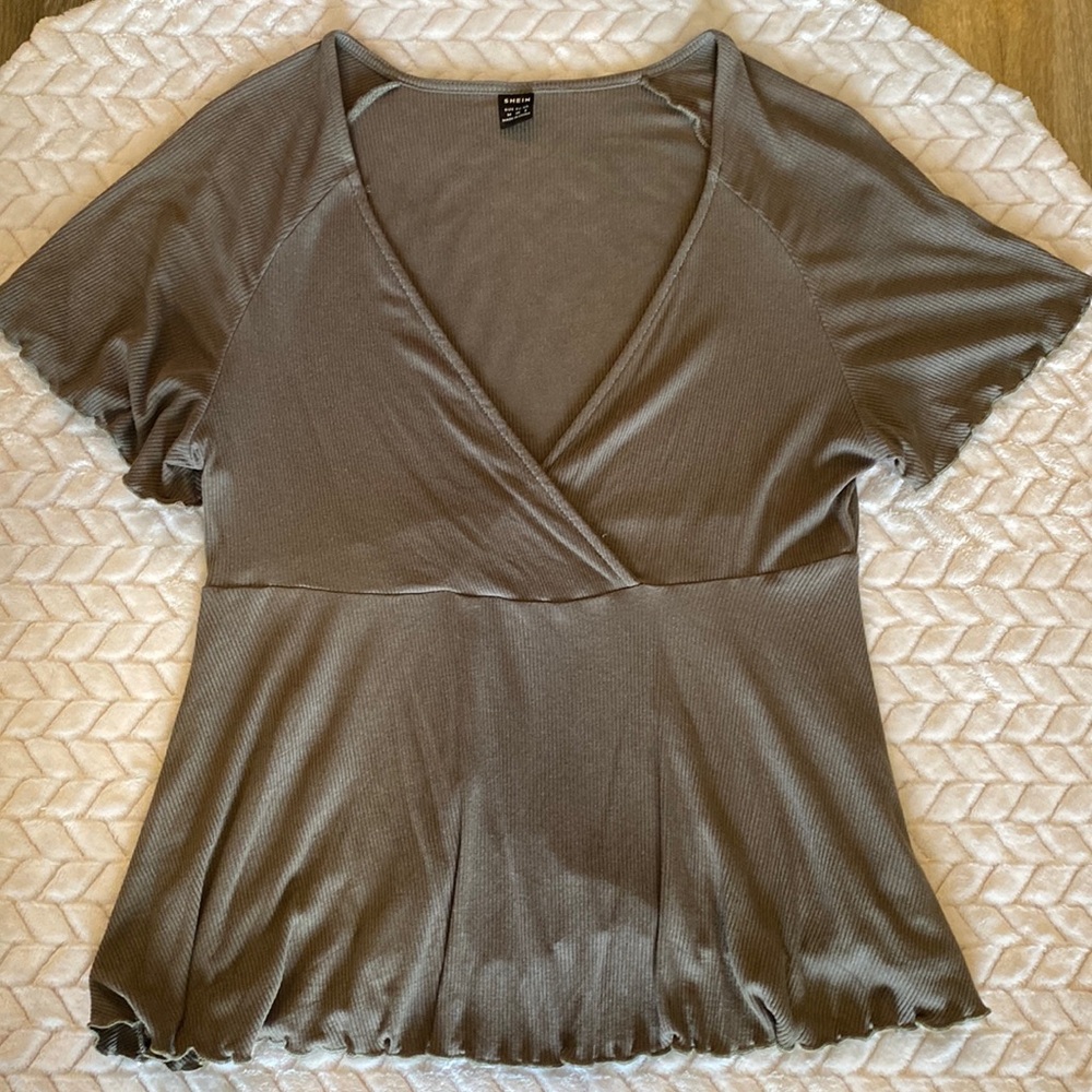 MOVING SALE - Plunging Neck Peplum Top